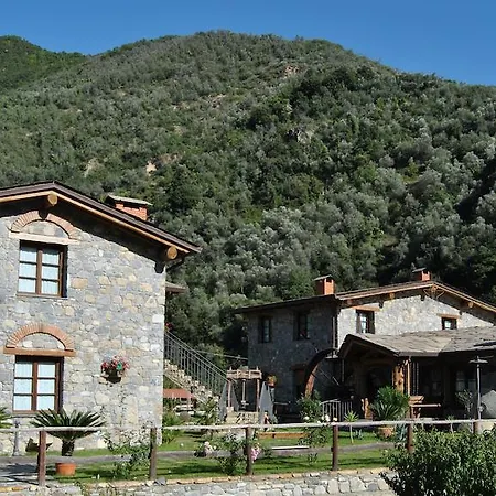 Couette-café Le Macine Del Confluente 3*