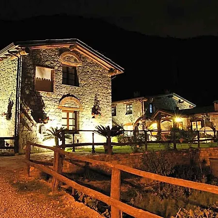 فندق مبيت وإفطار Le Macine Del Confluente بادالوكو