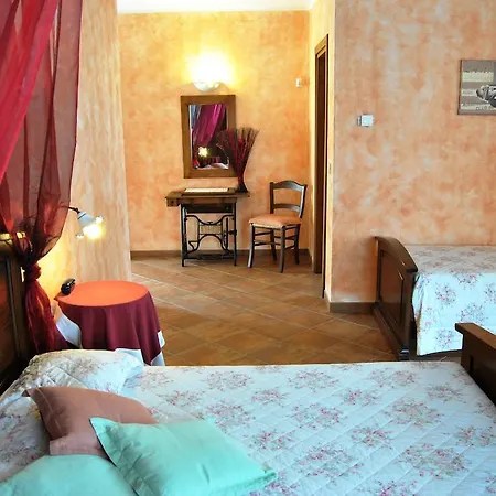 فندق مبيت وإفطار Le Macine Del Confluente 4*